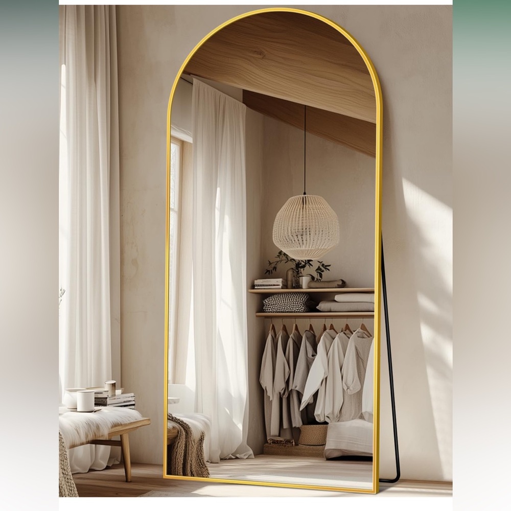 Elegant Gold Framed Mirror